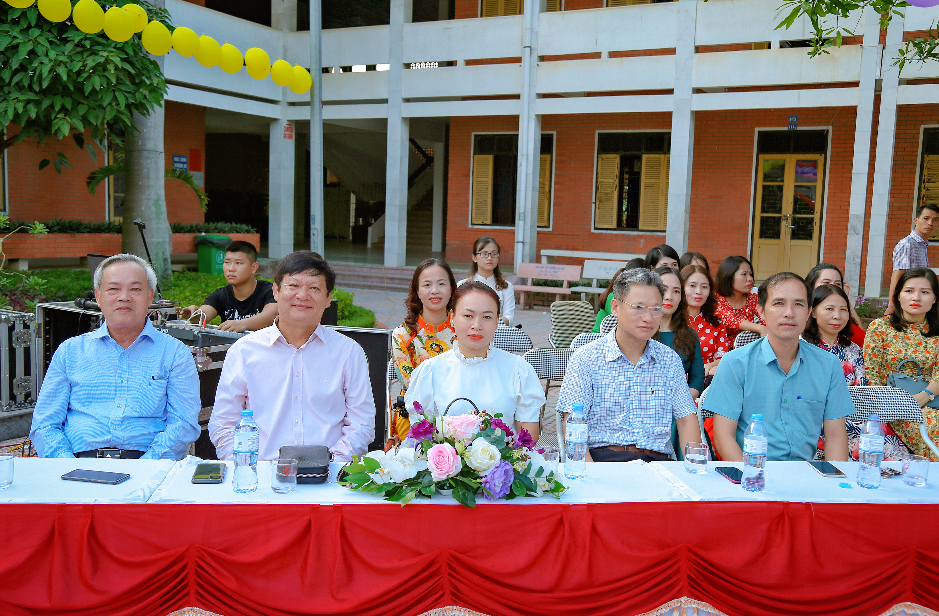 Khách mời của buổi lễ